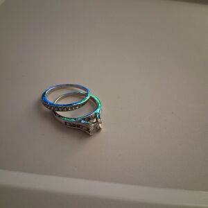 Elegant Cubic Zirconia Silver Tone Women's Ring Set